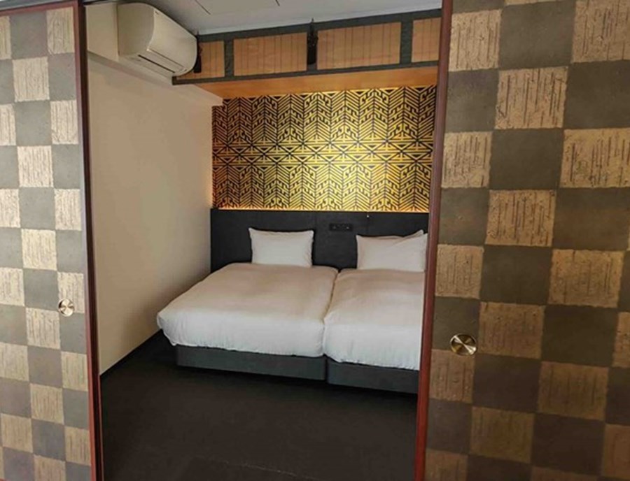 Relax In Beautifully Designed Samurai Inspired Japanese Interiors