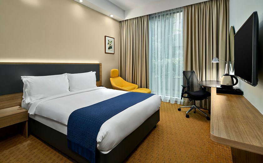 5 Nights Exclusive Singapore UltraLuxe Event Package at Holiday Inn Express Orchard Road
