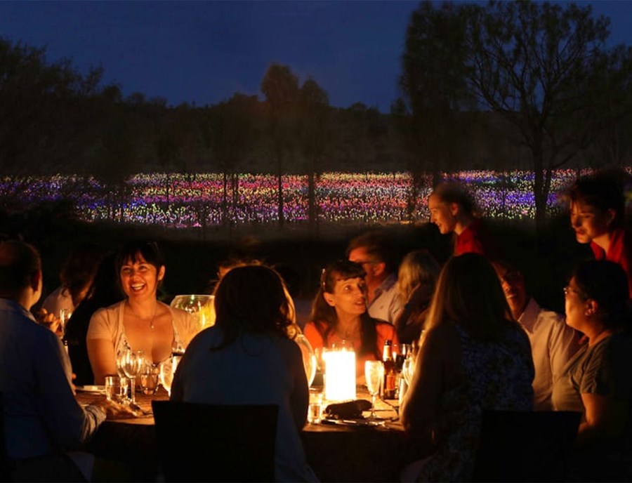 A Magical Silent Dinner In The Heart Of The Red Centre