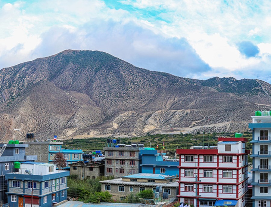Jomsom Reveals Mustang S Breathtaking Himalayan Landscapes