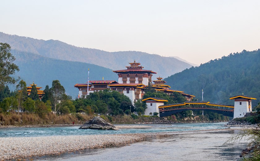7D6N Bhutan Insider Experience with James Low