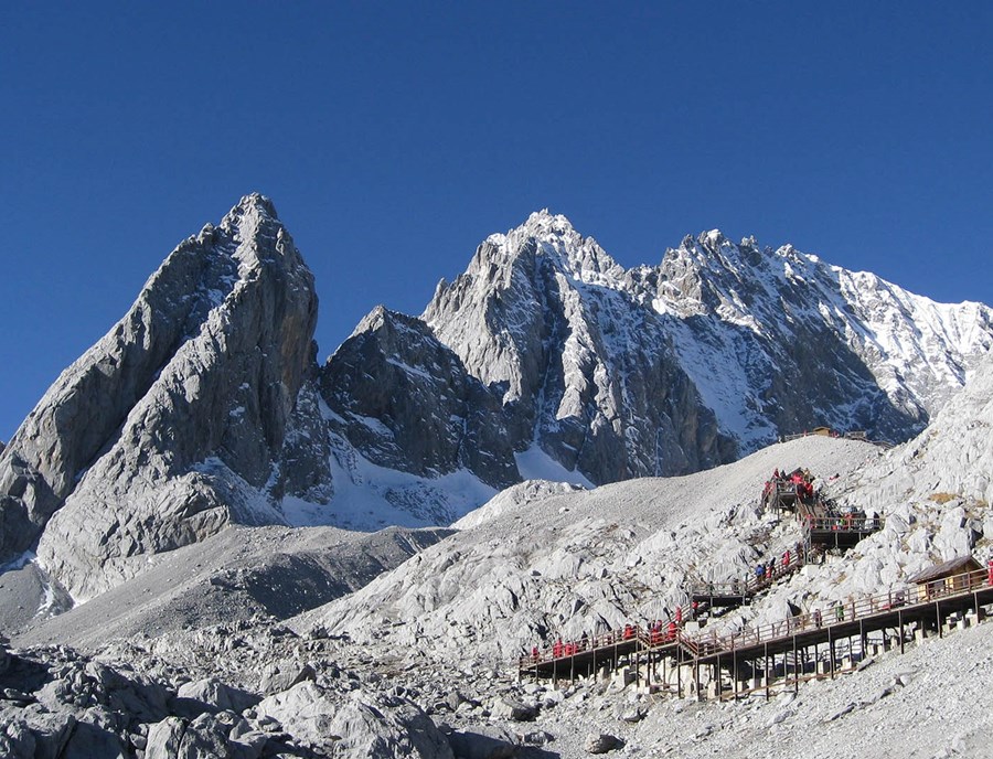 Take In The Breathtaking Peaks Of Jade Dragon Snow Mountain, One Of Yunnan’S Most Iconic Landscapes