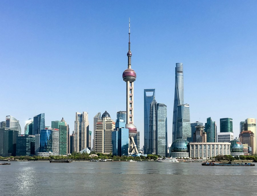 Enjoy panoramic views from the observation deck in the heart of Lujiazu.jpg